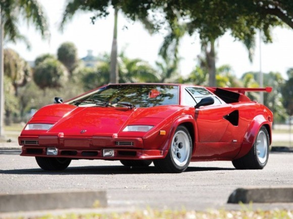 Eksklusif Lamborghini Countach LP5000 QV 1986