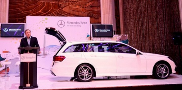 Mercedes-Benz Indonesia Menyapa Masyarakat Indonesia Dengan 3 Saudara The New E-Class