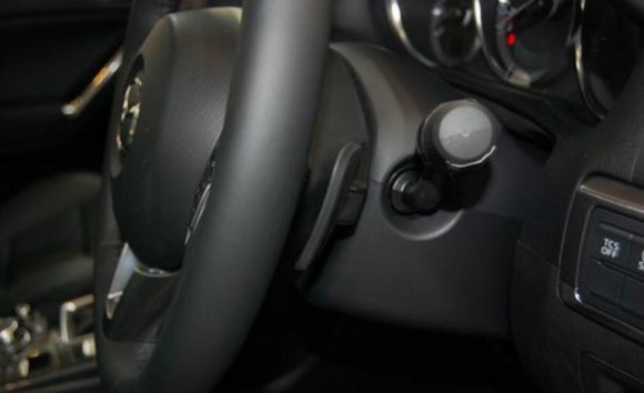 Aksesoris Terbaru Untuk Mazda CX-5 "Pedal Shift"