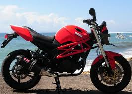 modifikasi Yamaha Byson ala Ducati Monster 150