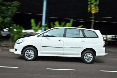 Test Drive: Grand New Toyota Kijang Innova V 2.5 A/T