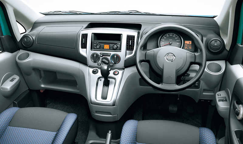 Interior Nissan NV200 Vanette