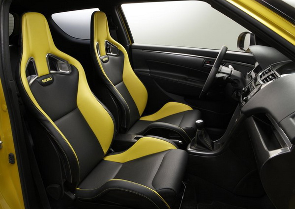 Interior Suzuki Swift Sport 2012 