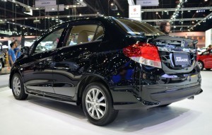 Honda Amaze di India Dibanderol Dengan Harga Rp. 87.6 juta