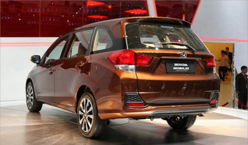 Honda Mobilio tampak belakang