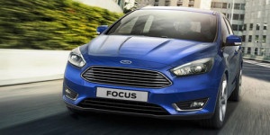 Ford Focus Memperkenalkan Sistem Konektivitas Canggih Sinar Lampu Sesuai Tata Letak Jalan