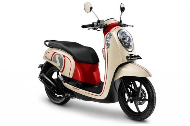 Harga Dan Spesifikasi New Honda Scoopy-FI 2014